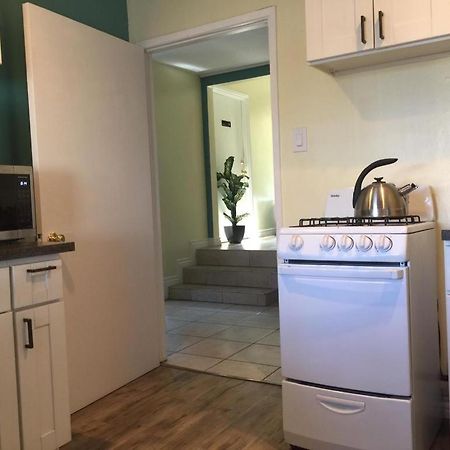 Lax Guest House Інґлвуд Екстер'єр фото
