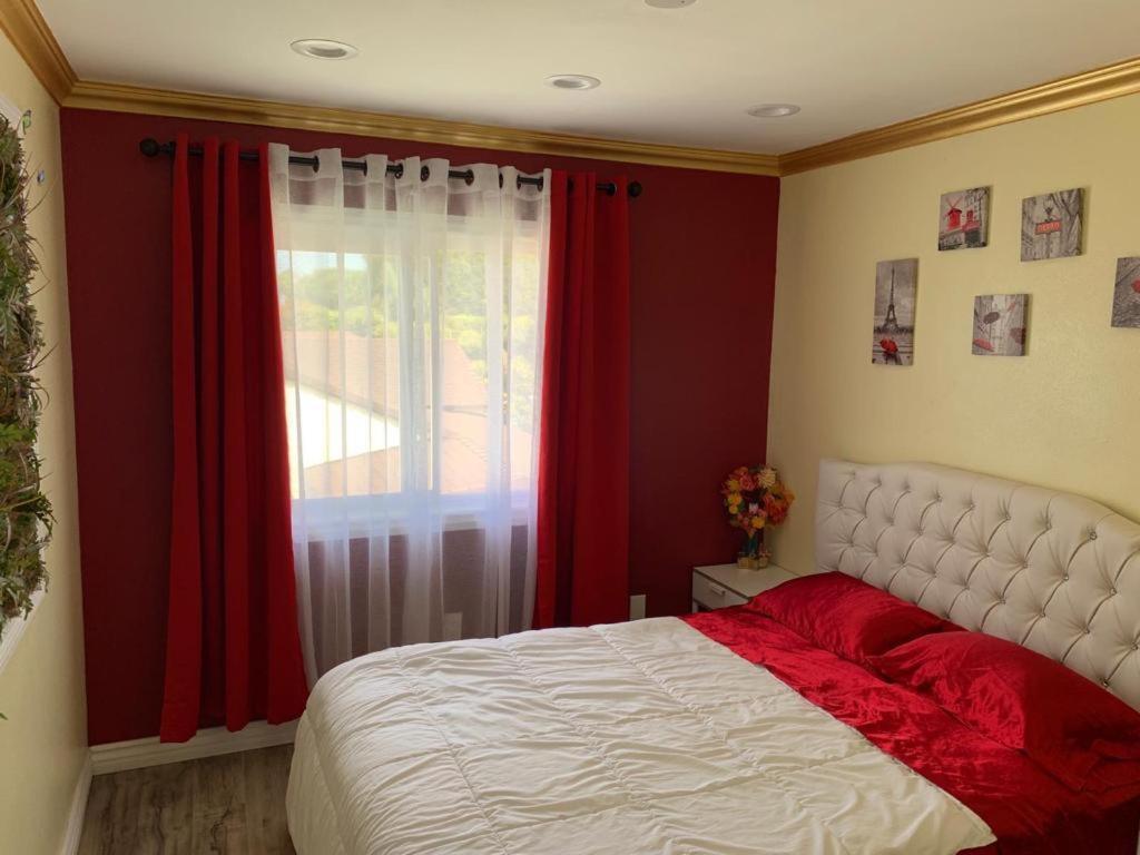 Lax Guest House Інґлвуд Екстер'єр фото