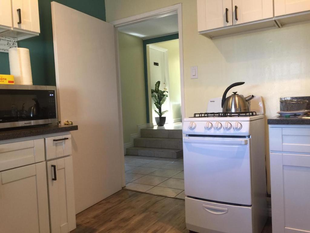Lax Guest House Інґлвуд Екстер'єр фото